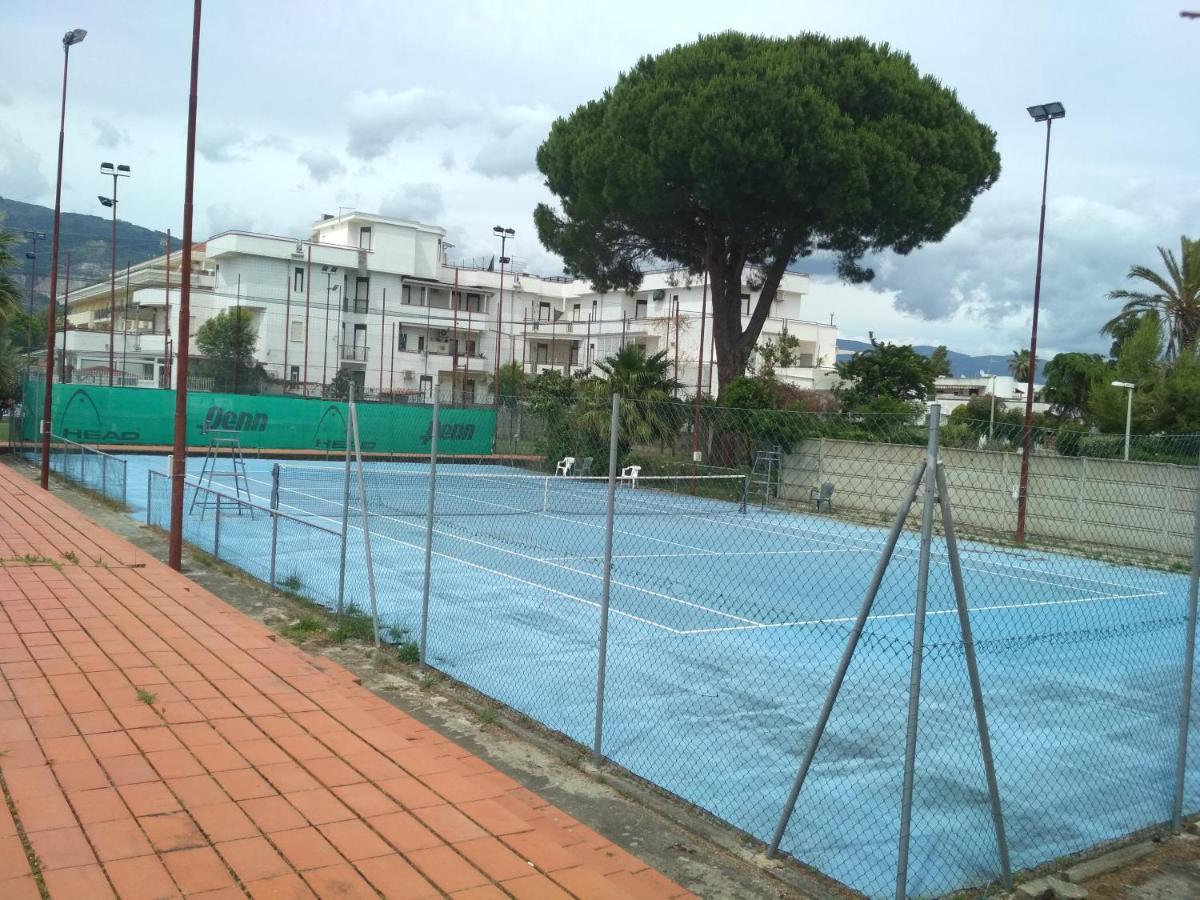 La Dolce Vita, Relax & Kite Lamezia 拉默齐亚泰尔默 外观 照片